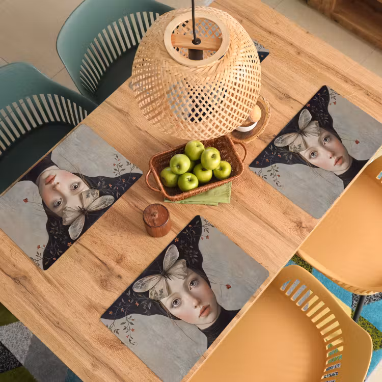 Woman - Butterfly - Art - Classic - Muted Placemat vinyl groot -zzsfeer5_Kitchenyeah-website