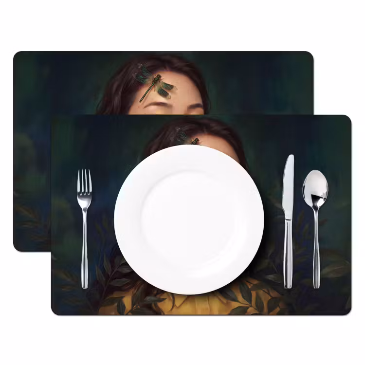 Vrouw - Insecten - Natuur - Portret - Groen Placemat vinyl groot -zzsfeer2_Kitchenyeah-website