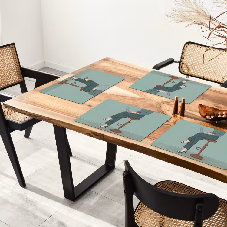 Vrouw - Laptop - Zittend - Illustratie - Groen Placemat vinyl groot -zzsfeer4_Kitchenyeah-website