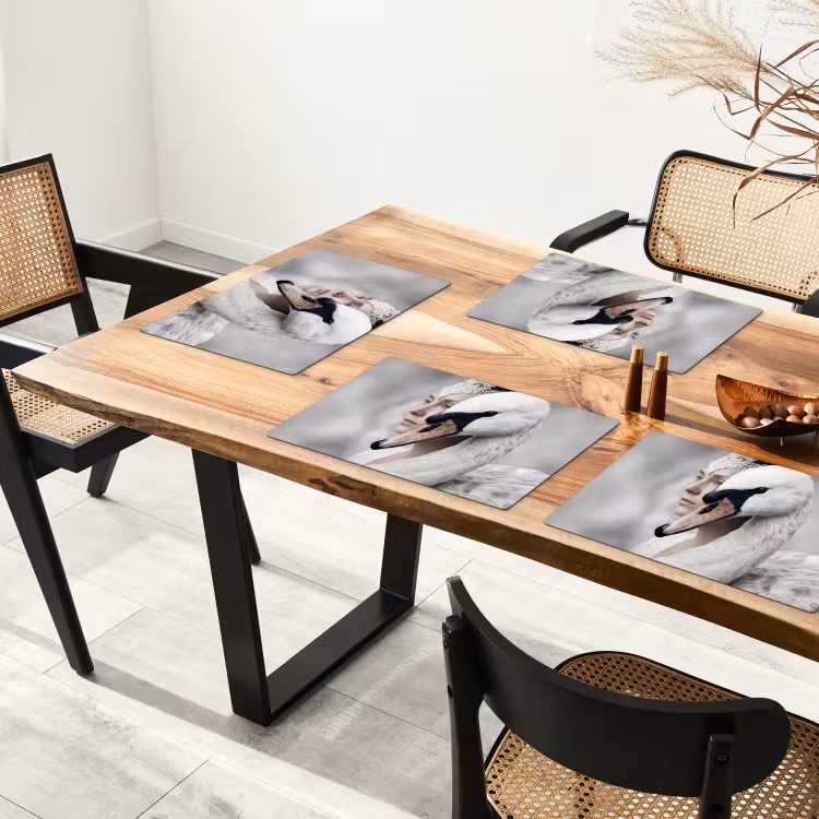 Vrouw - Zwaan - Wit Placemat vinyl groot -zzsfeer4_Kitchenyeah-website