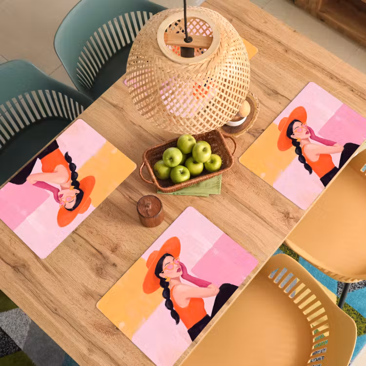 Vrouw - Hoed - Mode - Modern - Oranje Placemat vinyl groot -zzsfeer5_Kitchenyeah-website
