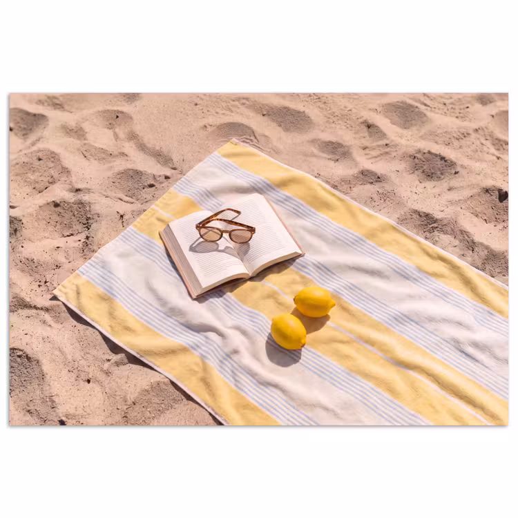 Boek - Zonnebril - Strand - Zomer - Geel poster papier klein -3d