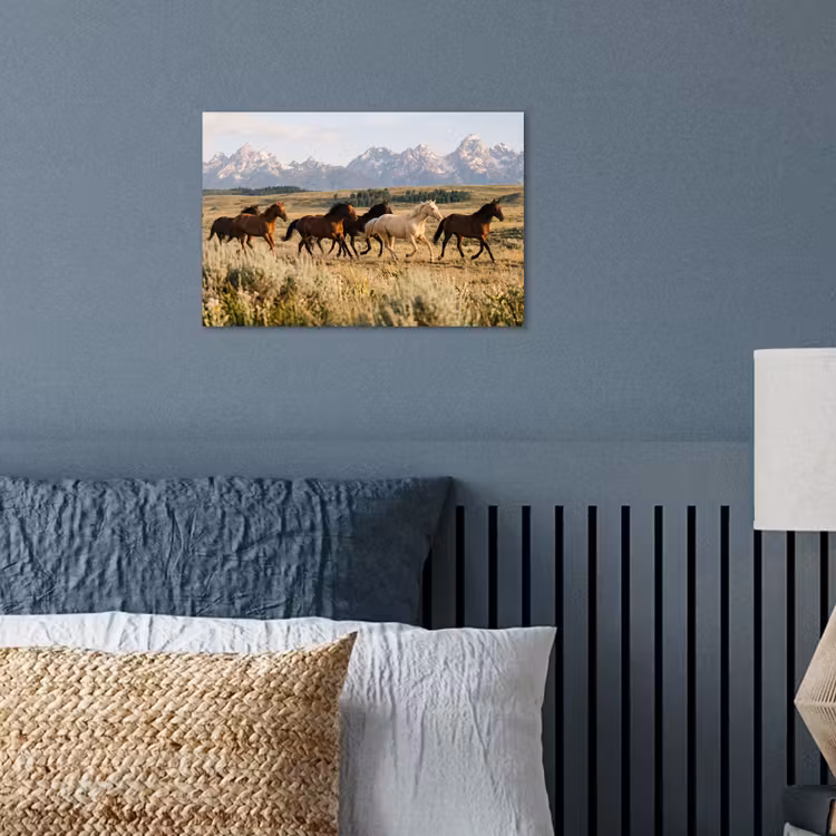 Paarden - Kudde - Bergen - Vrijheid - Wild poster papier klein -sfeer2
