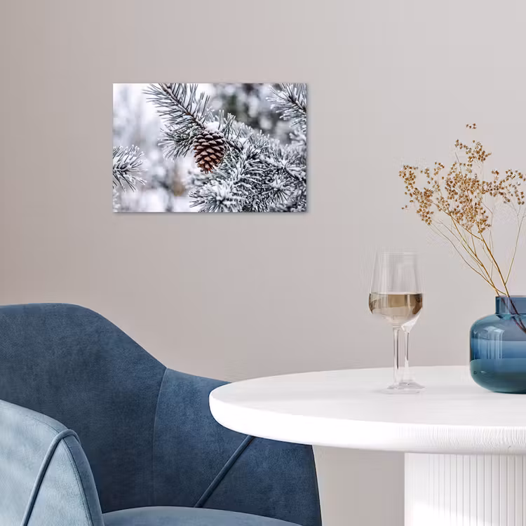 Dennenappel - Tak - Sneeuw - Winter - Sfeervol poster papier klein -sfeer3