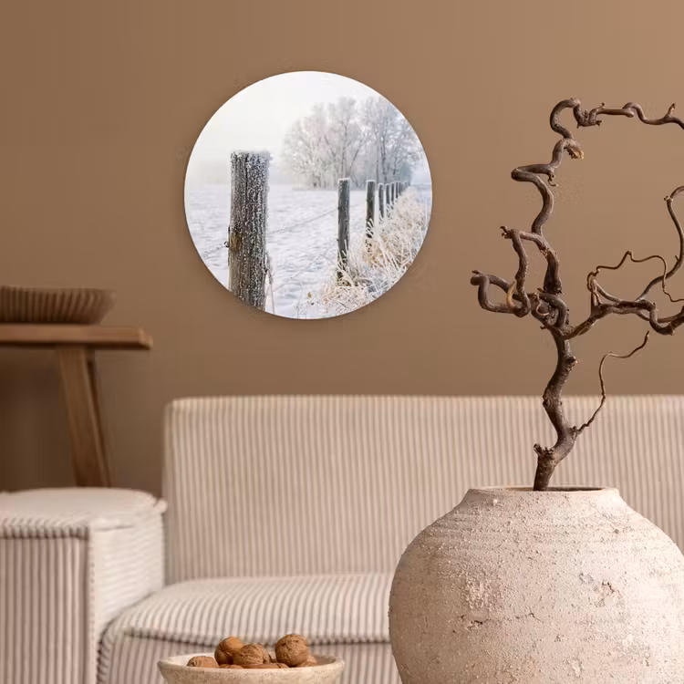 Hek - Sneeuw - Mist - Platteland - Nostalgisch Wandcirkel kunststof plaat 5mm dik klein -sfeer1
