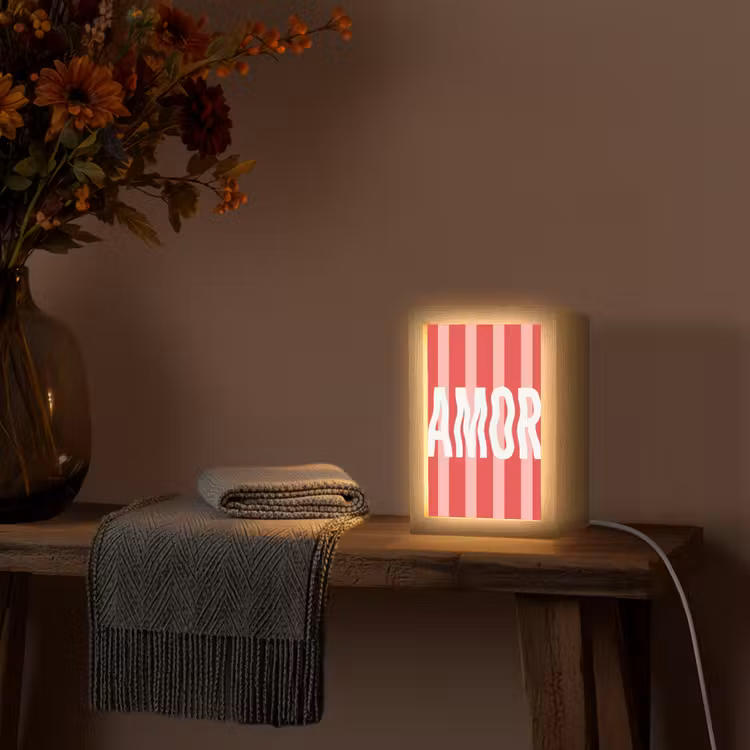 Amor - Strepen - Rood - Roze Light Box met kabel (Tafellamp) klein -sfeer4