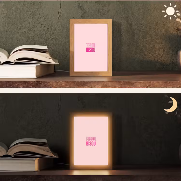 Bisou - Roze - Minimalistisch Light Box met kabel (Tafellamp) klein -sfeer3