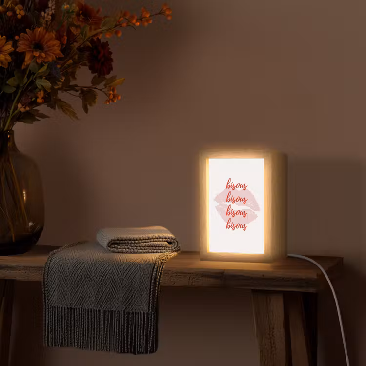 Bisous - Lip - Wit - Rood Light Box met kabel (Tafellamp) klein -sfeer4