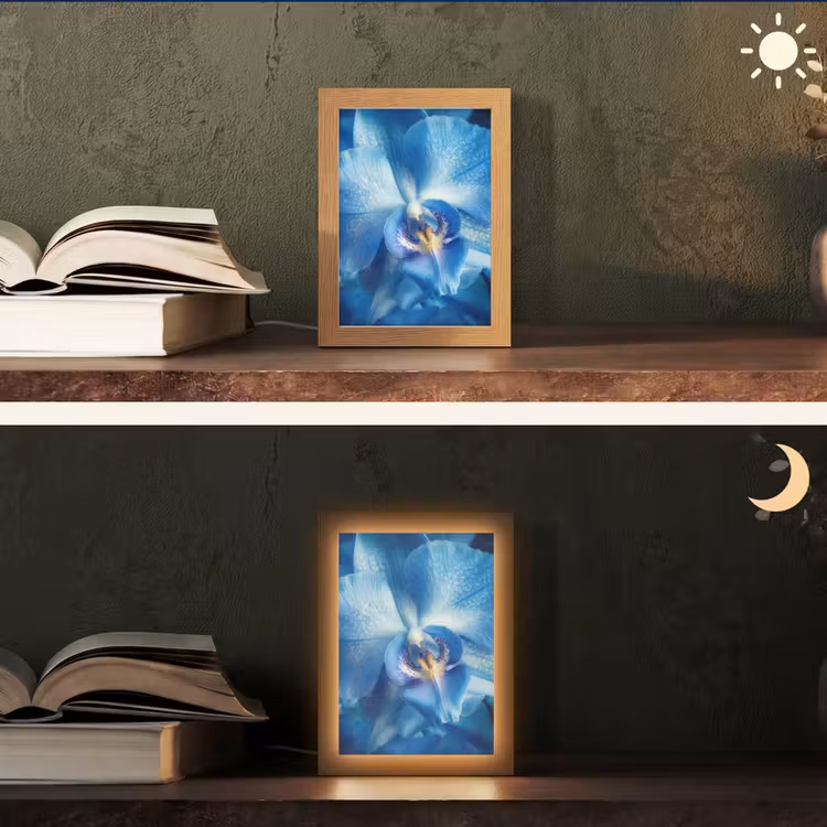 Blauw - Orchidee - Elegeant Light Box met kabel (Tafellamp) klein -sfeer3