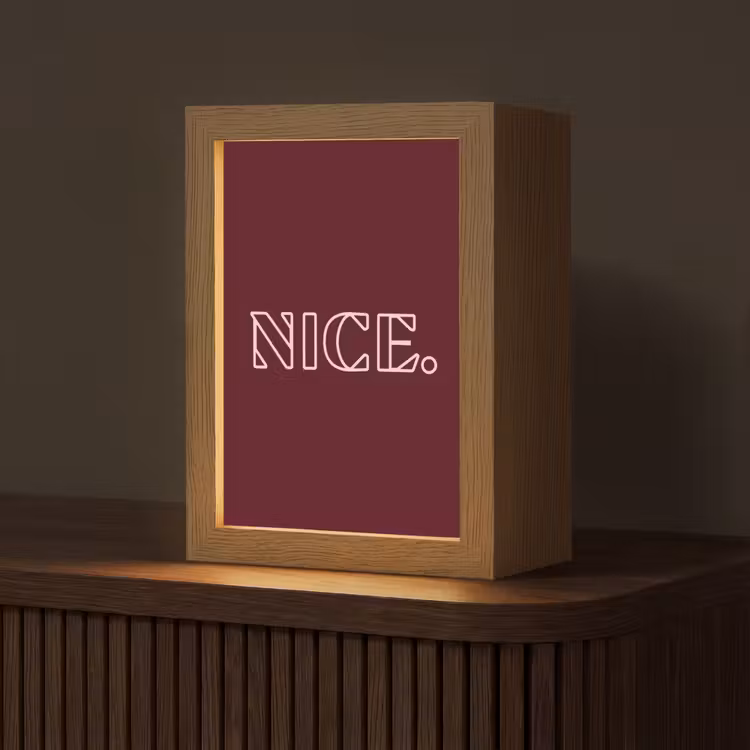 Bordeaux - Nice - minimalistisch Light Box met kabel (Tafellamp) klein -z3d_website