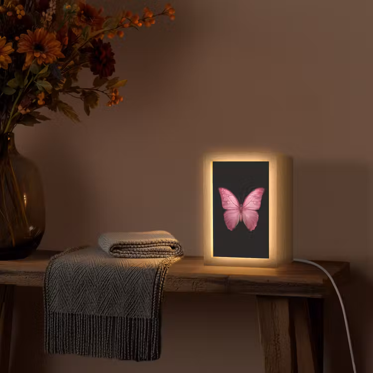 Vlinder - roze - Elegant Light Box met kabel (Tafellamp) klein -sfeer4