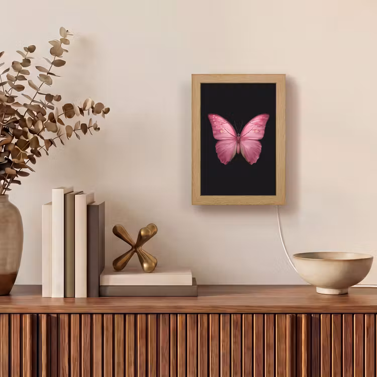 Vlinder - roze - Elegant Light Box met kabel (Tafellamp) klein -sfeer2