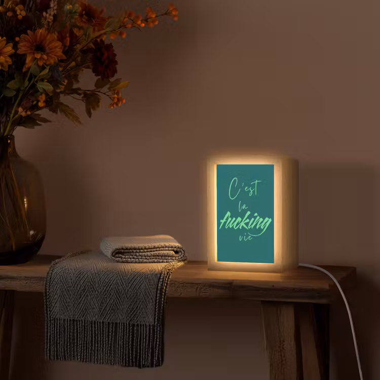 c'est la fucking vie - Groen - Handgeschreven Light Box met kabel (Tafellamp) klein -sfeer4