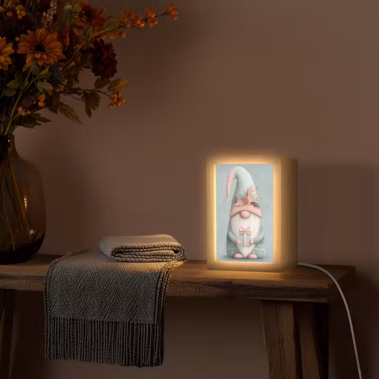 Kerstgnome - Cadeau - Groen Light Box met kabel (Tafellamp) klein -sfeer4