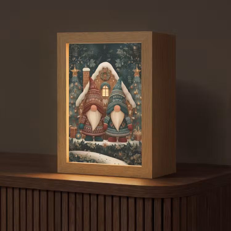 Kerst - Gnomen - Peperkoekhuisje - Rood - Groen Light Box met kabel (Tafellamp) klein -z3d_website