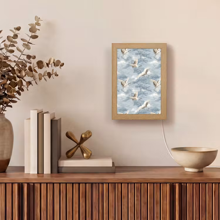 Wolken - Kraanvogels - Blauw Light Box met kabel (Tafellamp) klein 925 -sfeer2