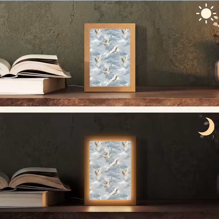 Wolken - Kraanvogels - Blauw Light Box met kabel (Tafellamp) klein 925 -sfeer3