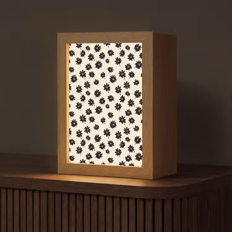 Madeliefjes - Grafisch - Zwart - Beige Light Box met kabel (Tafellamp) klein 925 -z3d_website