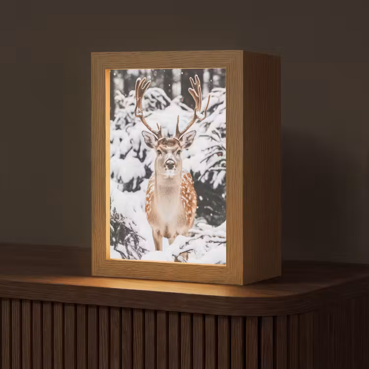 Hert - Sneeuw - Winter - Bos - Dieren Light Box met kabel (Tafellamp) klein -z3d_website