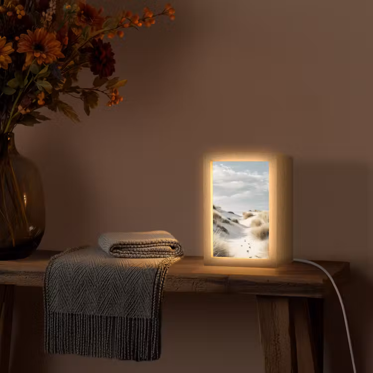 Duinen - Gras - Sporen - Wolken Light Box met kabel (Tafellamp) klein -sfeer4