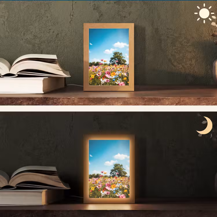 Bloemenweide - Blauw - Lucht - Kleuren Light Box met kabel (Tafellamp) klein -sfeer3