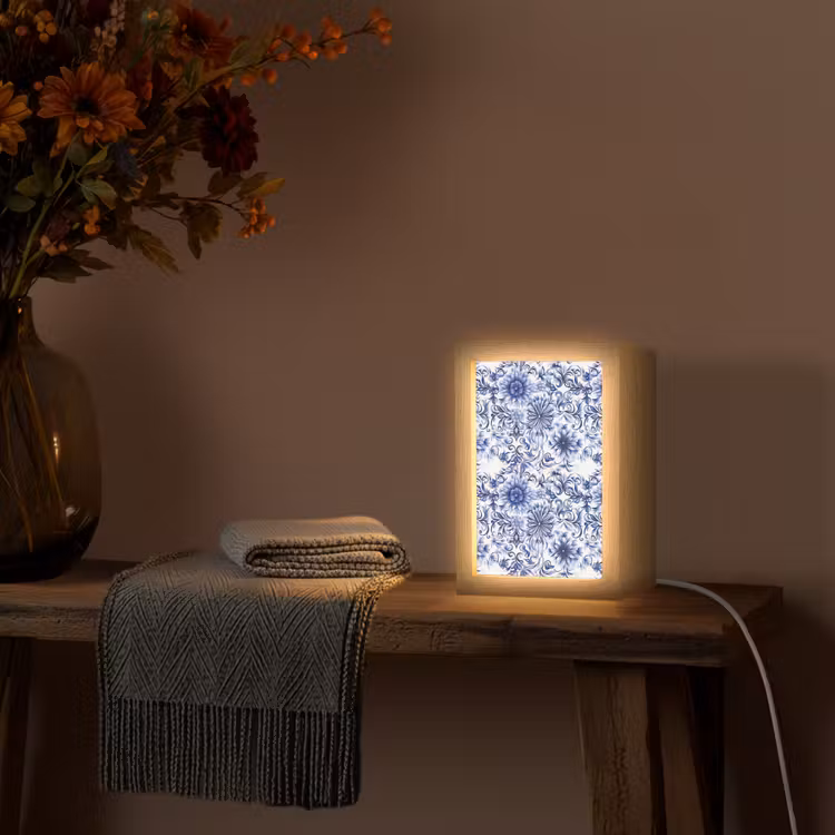 Bloemen - Blauw - Patroon - Wit Light Box met kabel (Tafellamp) klein 925 -sfeer4