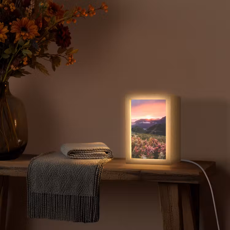 Bloemen - Bergen - Landschap - Nacht - Lucht - Roze Light Box met kabel (Tafellamp) klein -sfeer4