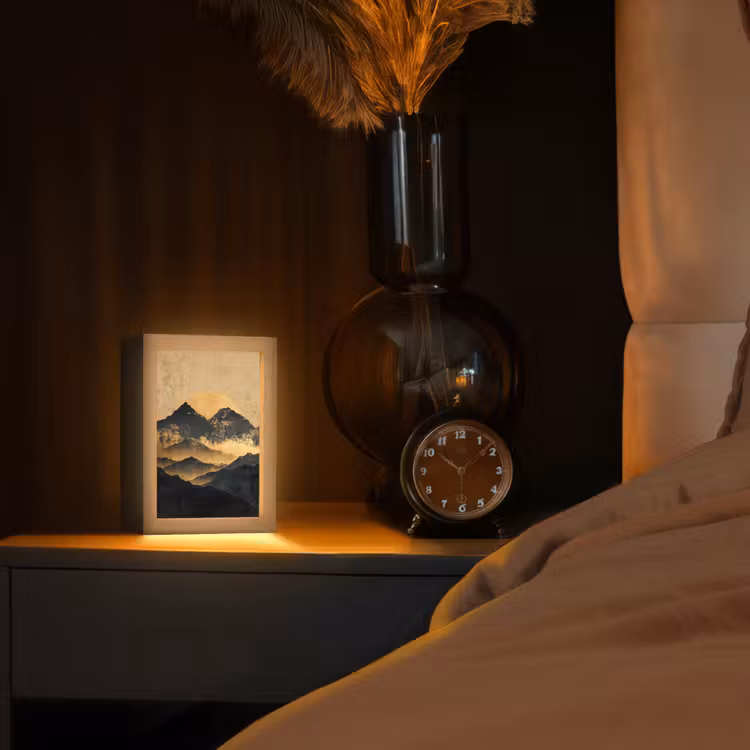 Gouden Bergen bij Maanlicht Light Box met kabel (Tafellamp) klein -sfeer1