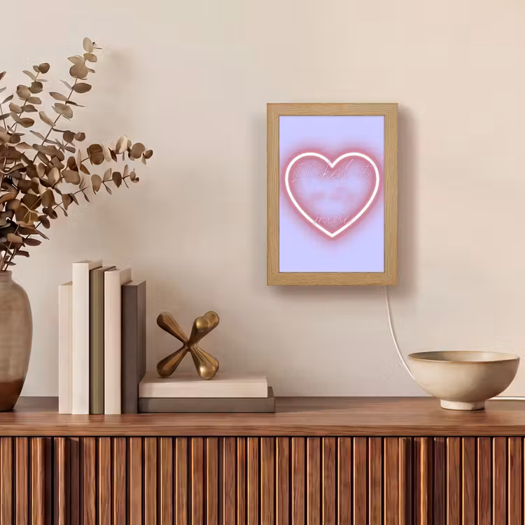 I liked it so it's mine - Neon hart - Paars Light Box met kabel (Tafellamp) klein -sfeer2