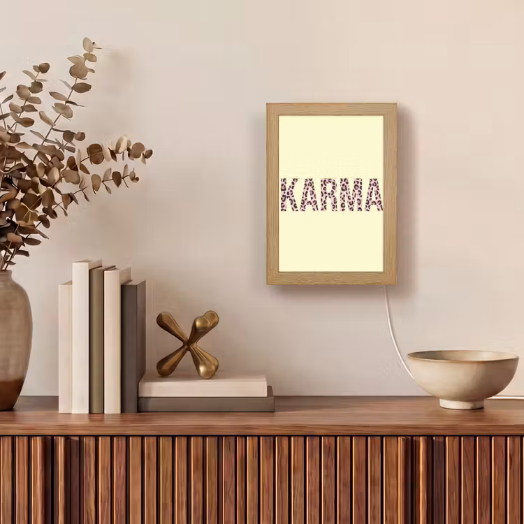 Karma - Luipaardprint - Geel Light Box met kabel (Tafellamp) klein -sfeer2