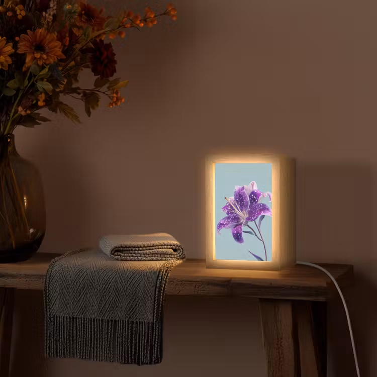 Lelie - Bloem - Paars - Stippen Light Box met kabel (Tafellamp) klein -sfeer4