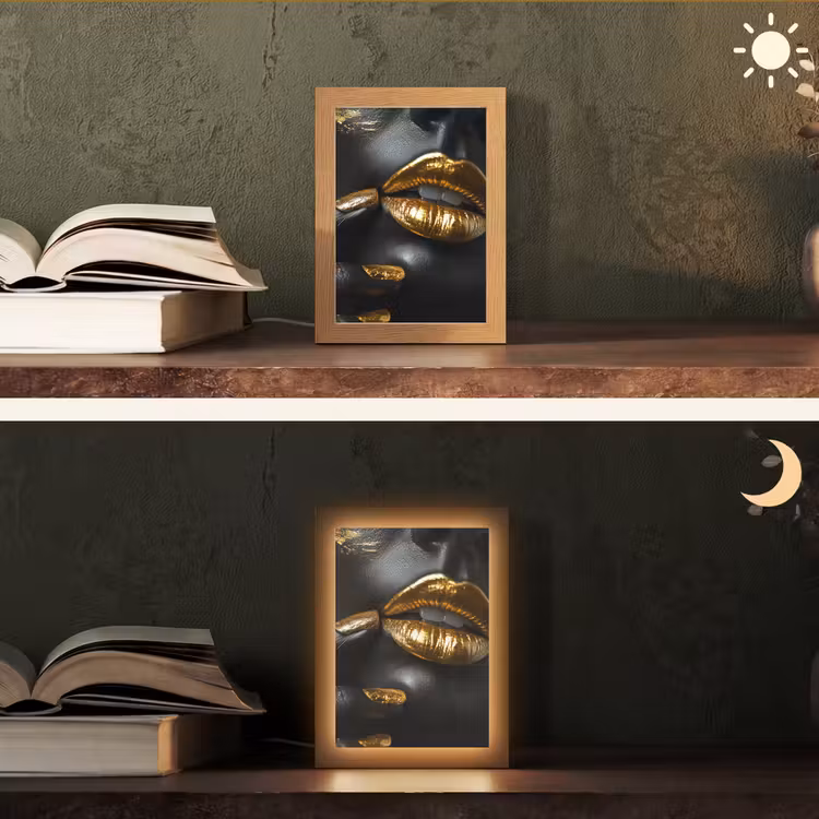 Lippen - Goud - Abstract - Zwart - Vrouw Light Box met kabel (Tafellamp) klein -sfeer3