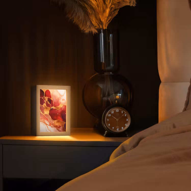Marmer - Rood - Goud - Modern - Abstract Light Box met kabel (Tafellamp) klein -sfeer1