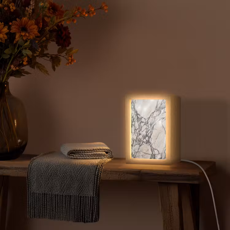 Marmer - Aderen - Patroon - Wit - Grijs Light Box met kabel (Tafellamp) klein -sfeer4