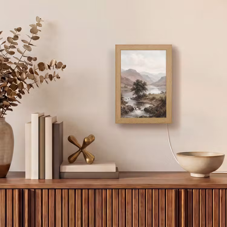 Berglandschap - Meer - Bergen - Vallei - Klassiek Light Box met kabel (Tafellamp) klein -sfeer2