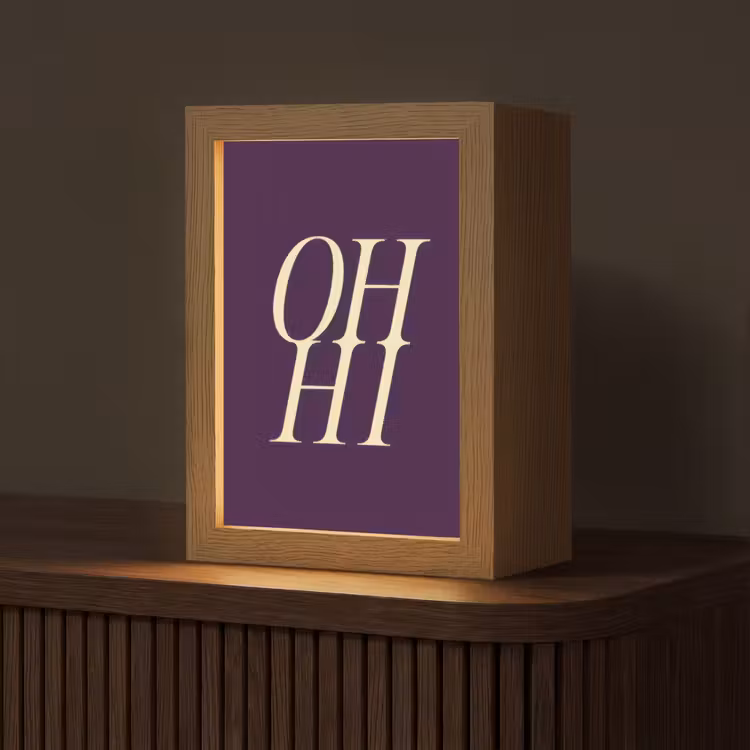 Oh hi - Paars - Minimalistisch Light Box met kabel (Tafellamp) klein -z3d_website