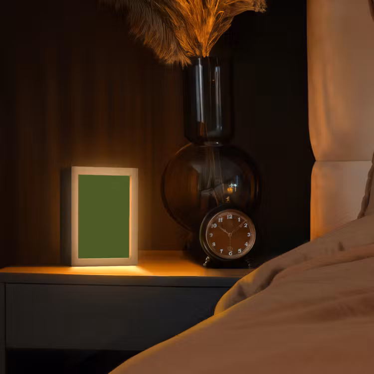 Olive - Drab - Groen Light Box met kabel (Tafellamp) klein 925 -sfeer1
