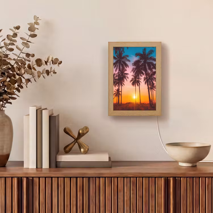 Palmboom - Zonsondergang - Horizon - Strand - Oranje - Roze Light Box met kabel (Tafellamp) klein -sfeer2