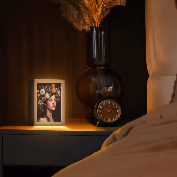 Portret - Vrouw - Bloemen Light Box met kabel (Tafellamp) klein -sfeer1