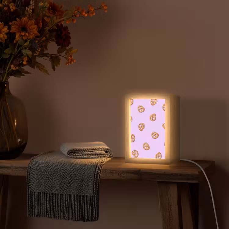 Pretzels - Eten - Paars Light Box met kabel (Tafellamp) klein -sfeer4