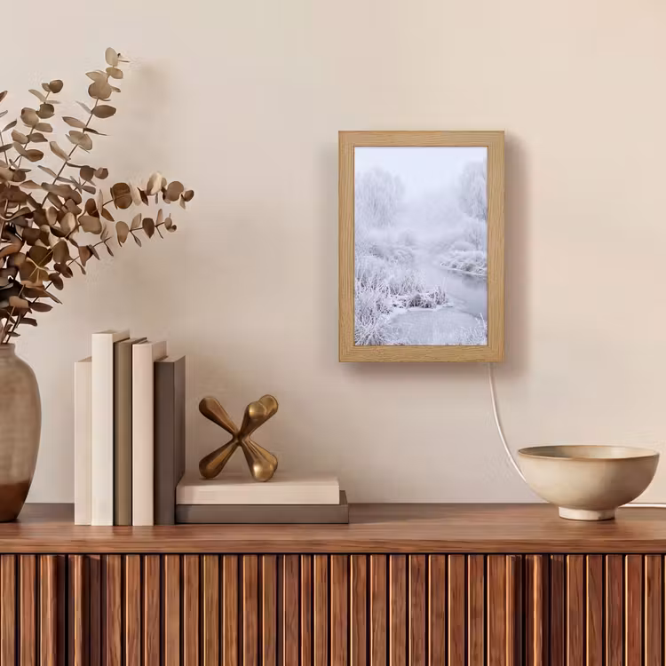 Rivier - Sneeuw - Bos - Winter - Schilderachtig Light Box met kabel (Tafellamp) klein -sfeer2