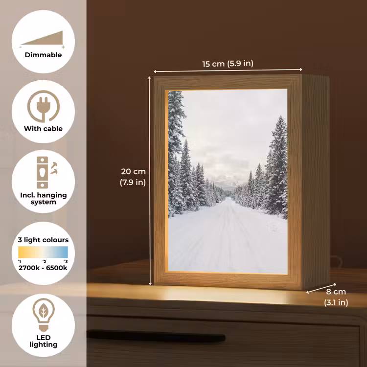 Weg - Sneeuw - Naaldbos - Winter - Avontuurlijk Light Box met kabel (Tafellamp) klein -USP_EN