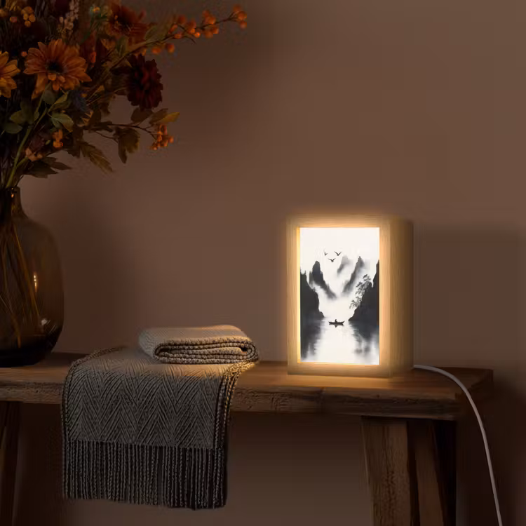 Roeiboot - Mistig - Bergen - Vogels Light Box met kabel (Tafellamp) klein -sfeer4