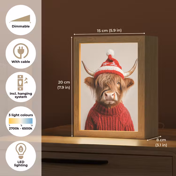 Schotse Hooglander - Kerst - Muts - Trui - Winter Light Box met kabel (Tafellamp) klein -USP_EN
