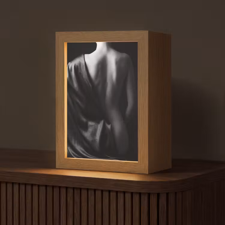 Schouder - Zijde - Rug - Zwart - Wit - Elegant Light Box met kabel (Tafellamp) klein -z3d_website