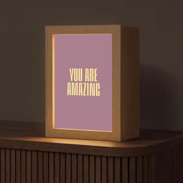 Tekst - Paars - Amazing Light Box met kabel (Tafellamp) klein -z3d_website