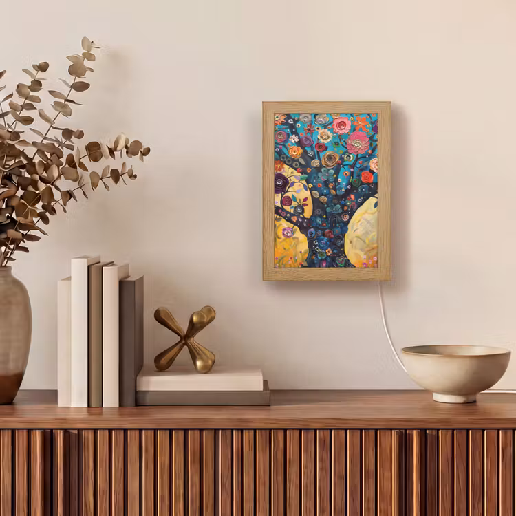 Boom - Levensboom - Kleurrijk - Bloemen - Modern Light Box met kabel (Tafellamp) klein -sfeer2