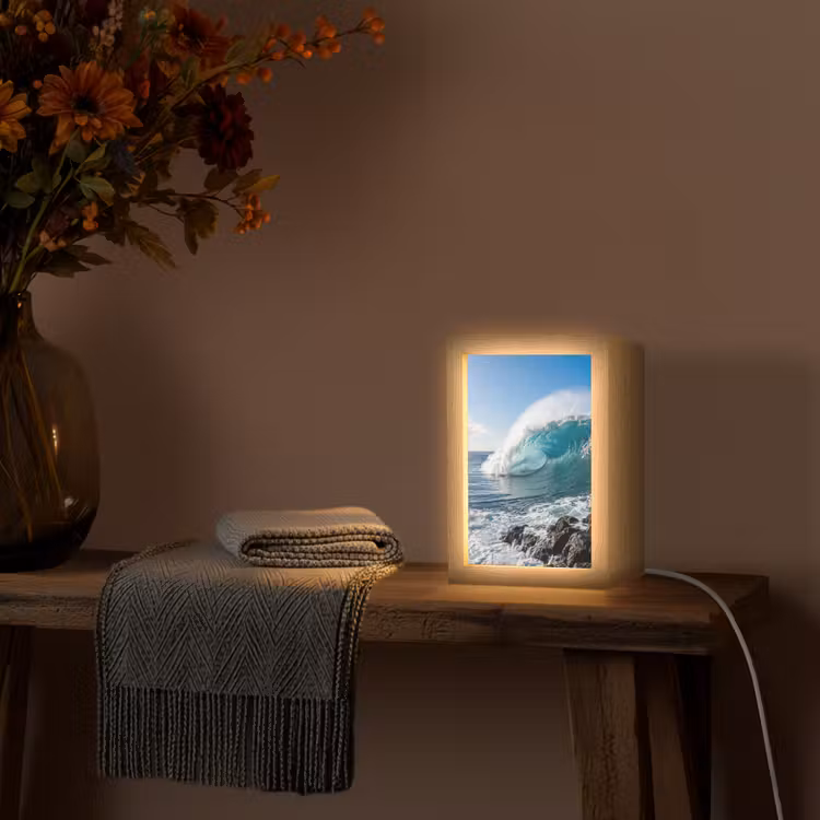 Golf - Oceaan - Brekend - Water - Blauw Light Box met kabel (Tafellamp) klein -sfeer4