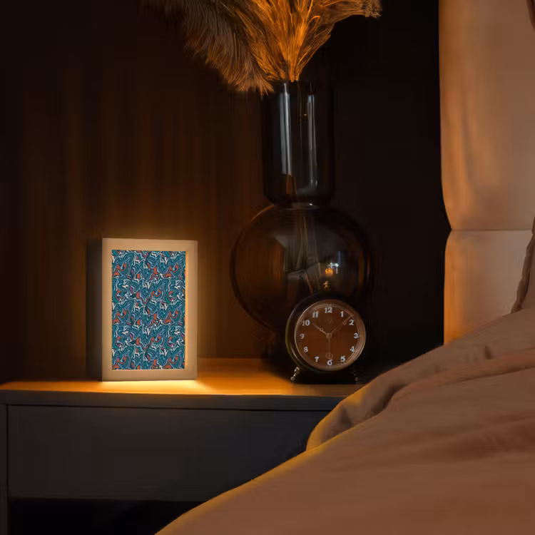 Golven - Retro - Blauw - Patroon Light Box met kabel (Tafellamp) klein 925 -sfeer1