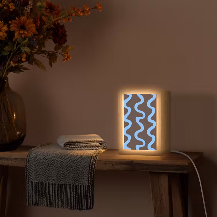 Kronkelende lijnen - Blauw - Bruin - Minimalistisch Light Box met kabel (Tafellamp) klein 925 -sfeer4